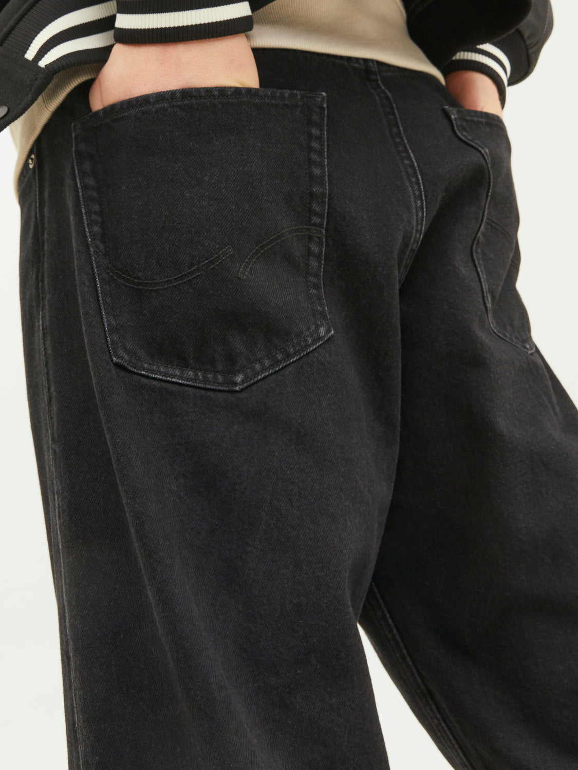 JJIALEX Jeans - Black Denim